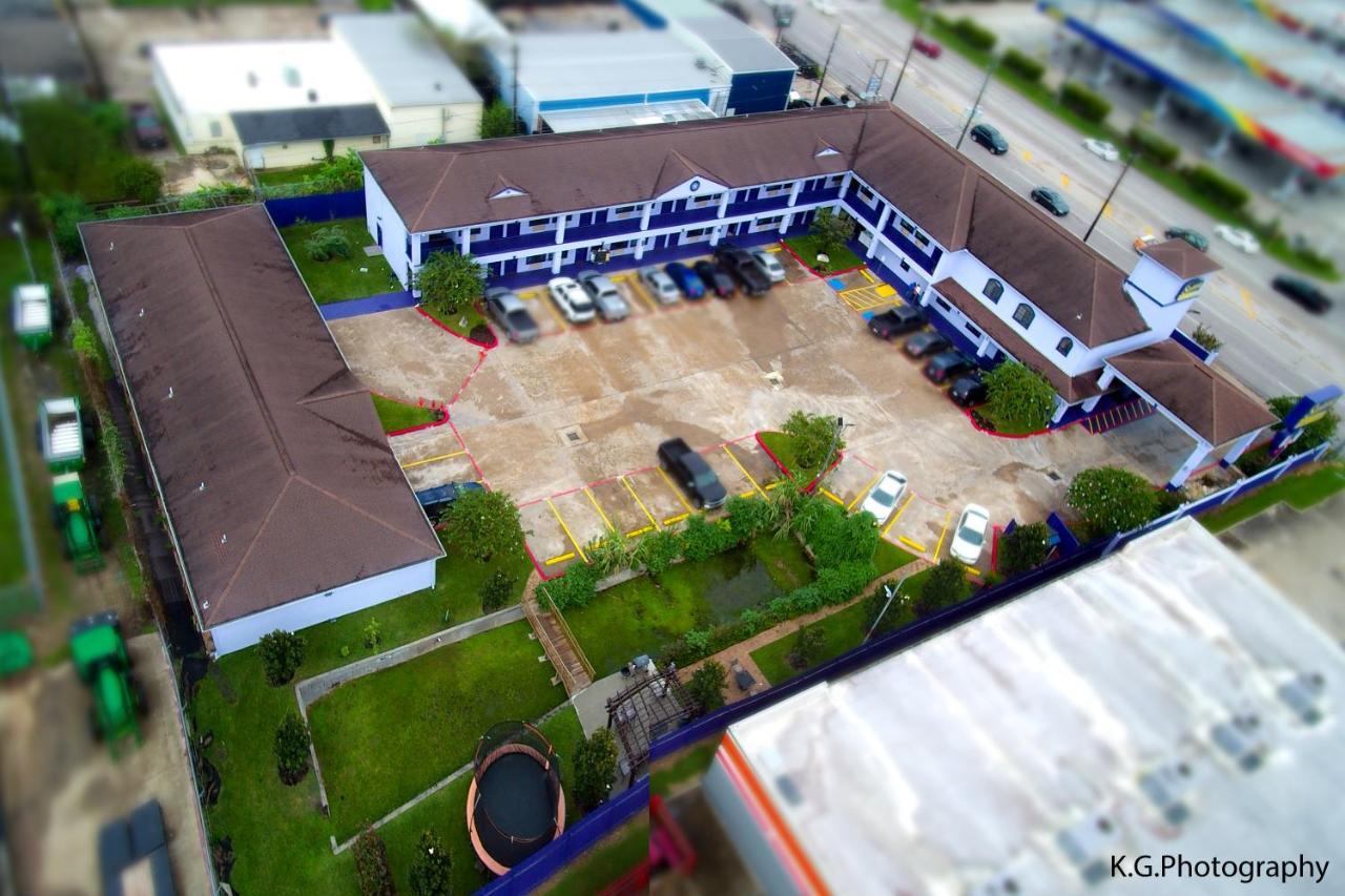 Scottish Inn And Suites Houston-Jones Road 外观 照片