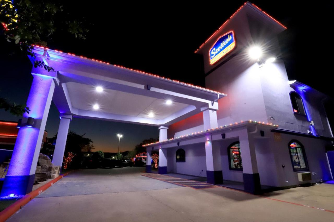Scottish Inn And Suites Houston-Jones Road 外观 照片