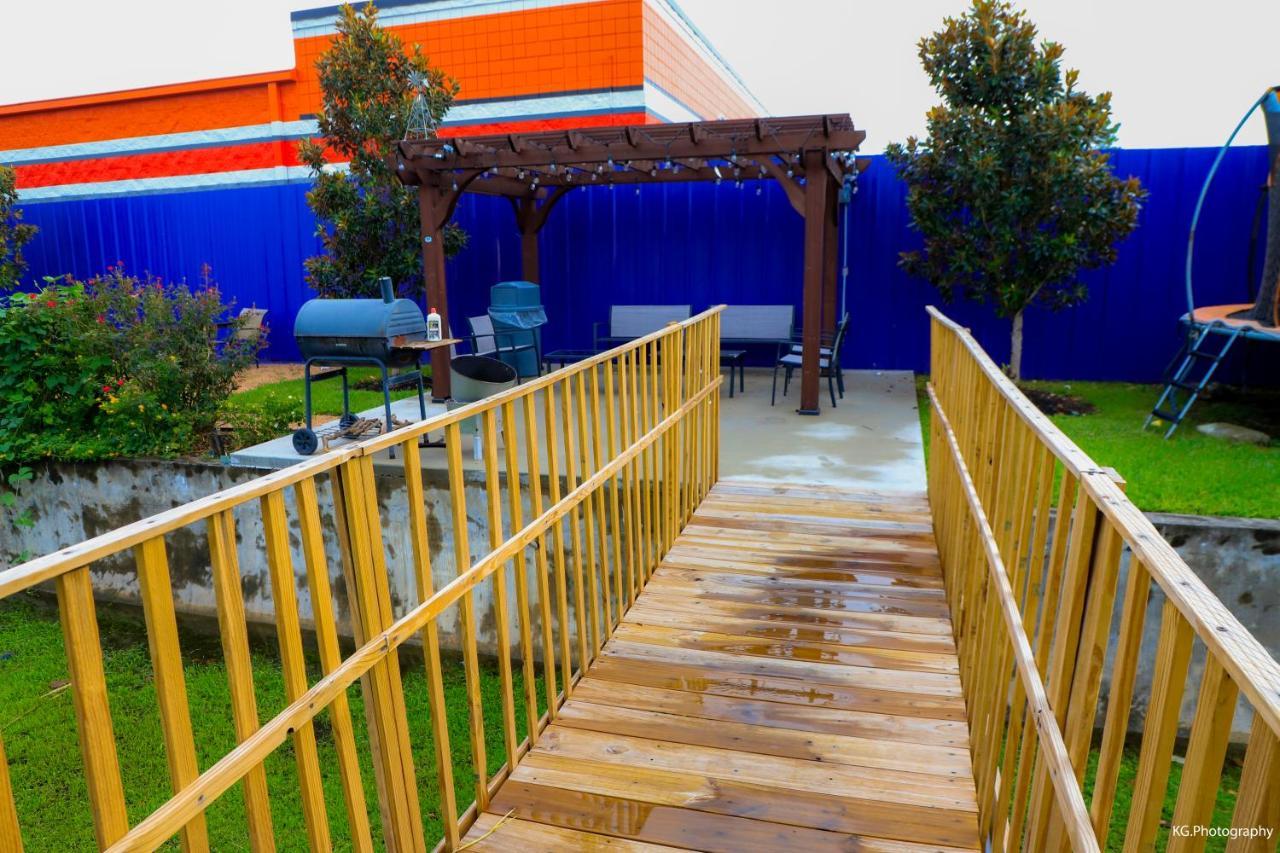 Scottish Inn And Suites Houston-Jones Road 外观 照片