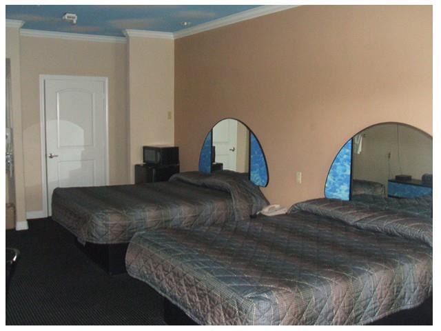 Scottish Inn And Suites Houston-Jones Road 客房 照片